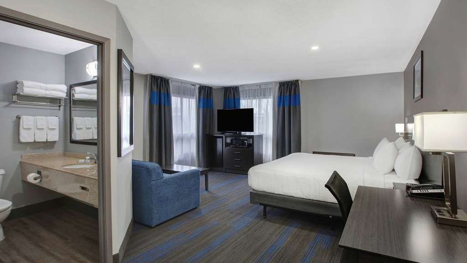 Days Inn by Wyndham Barrie Room