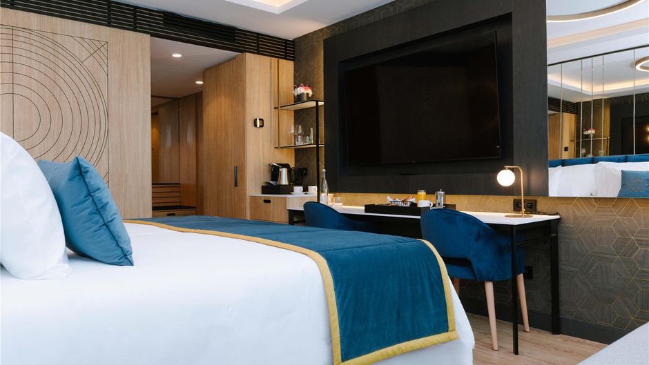 Hotel Farah Casablanca Room