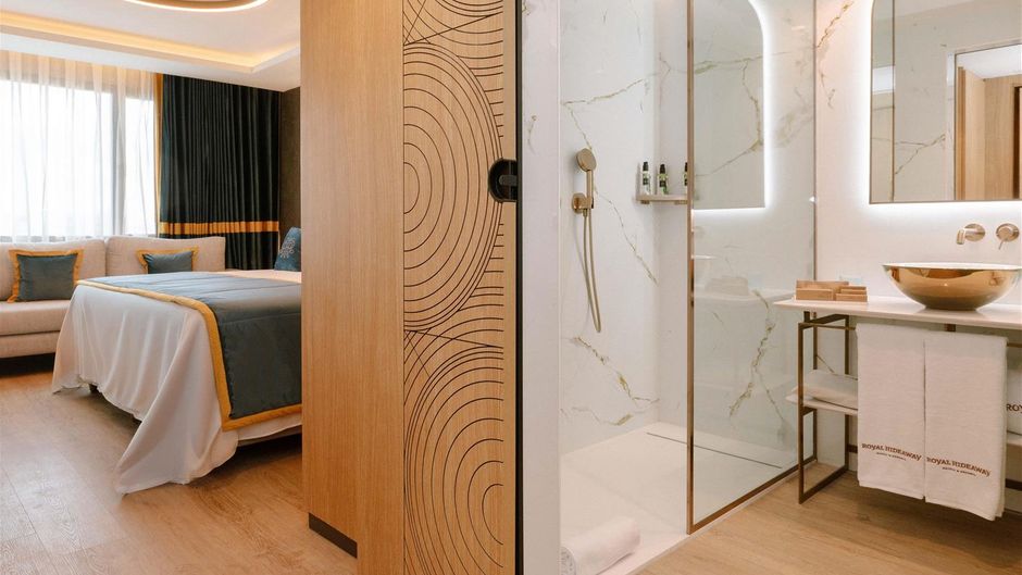 Hotel Farah Casablanca Room