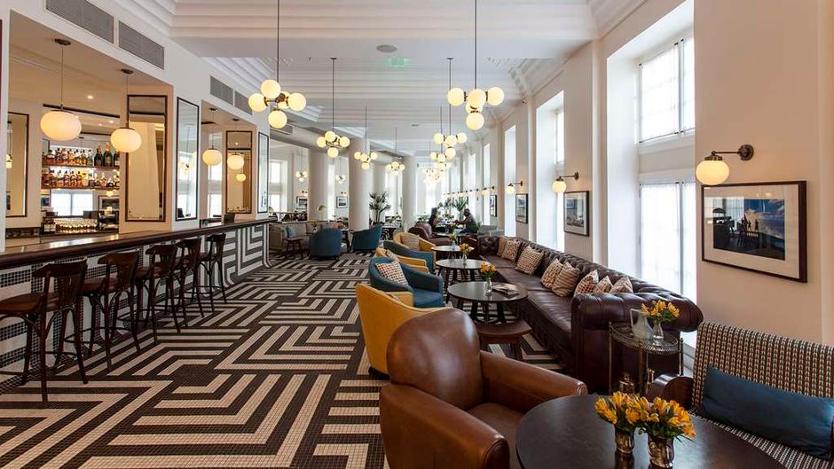 Fera Palace Hotel Lobby
