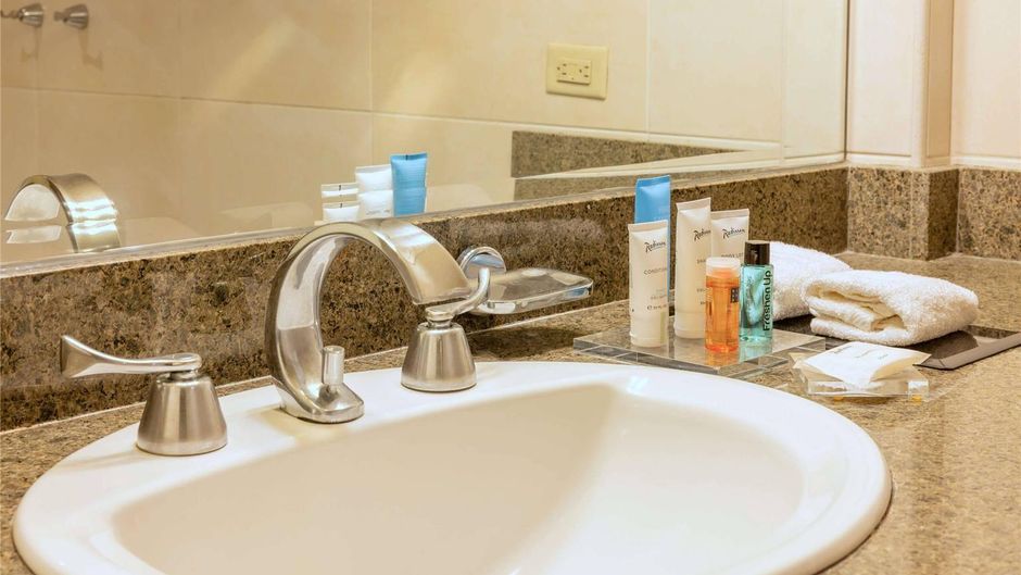 Radisson Hotel Panama Canal Room