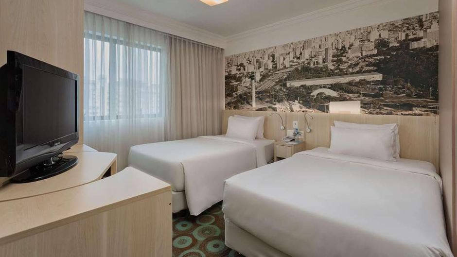 Radisson Oscar Freire Room