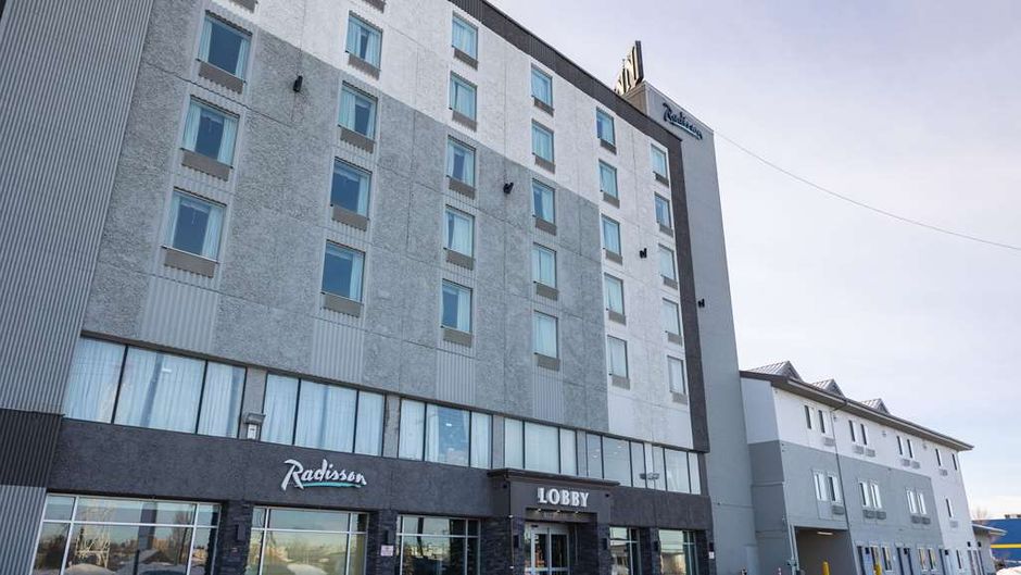 Radisson Hotel Fort St John Exterior