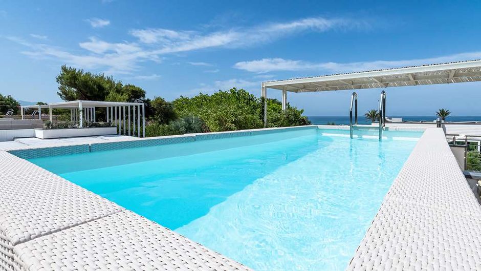 Savoy Hotel and Spa Pool