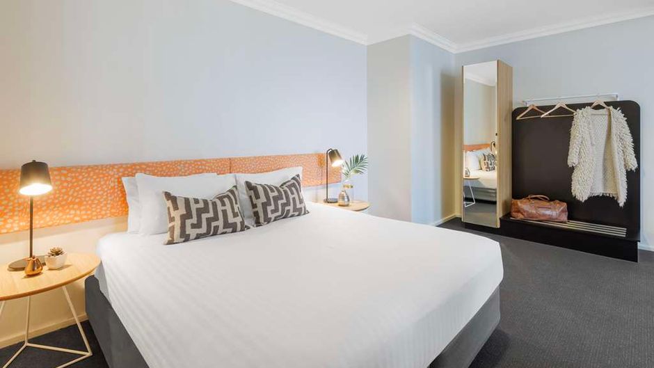 Oaks Perth Hotel Room