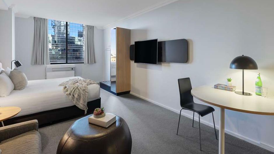 Oaks Perth Hotel Room
