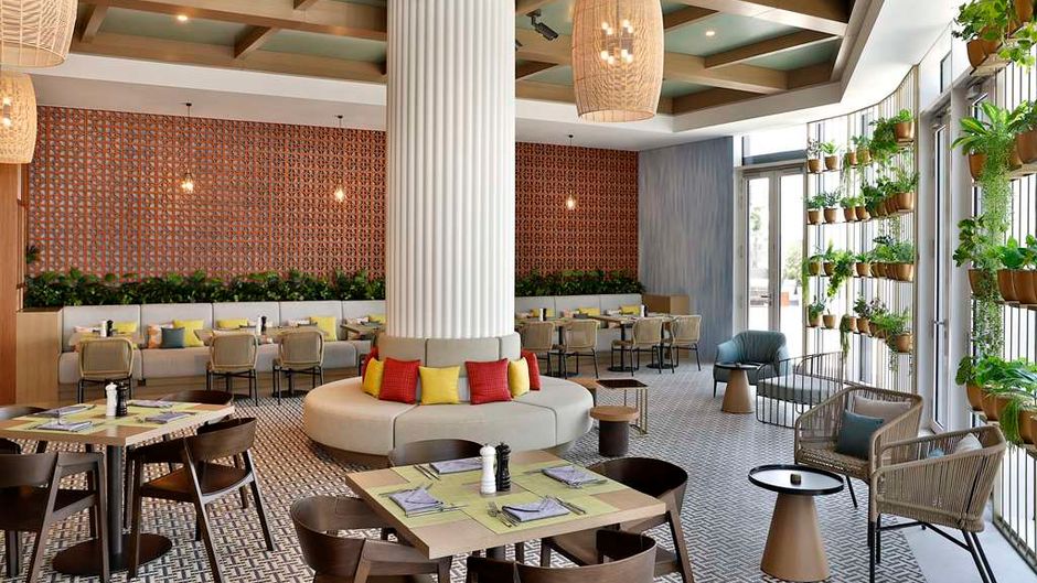 Hilton Garden Inn Dubai Business Bay Restaurant