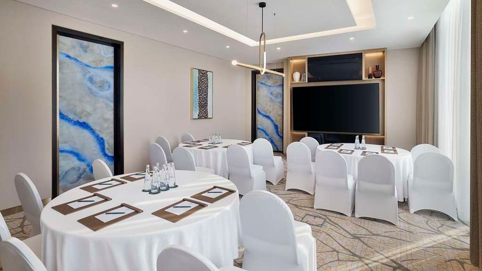 Hilton Garden Inn Dubai Business Bay Meeting