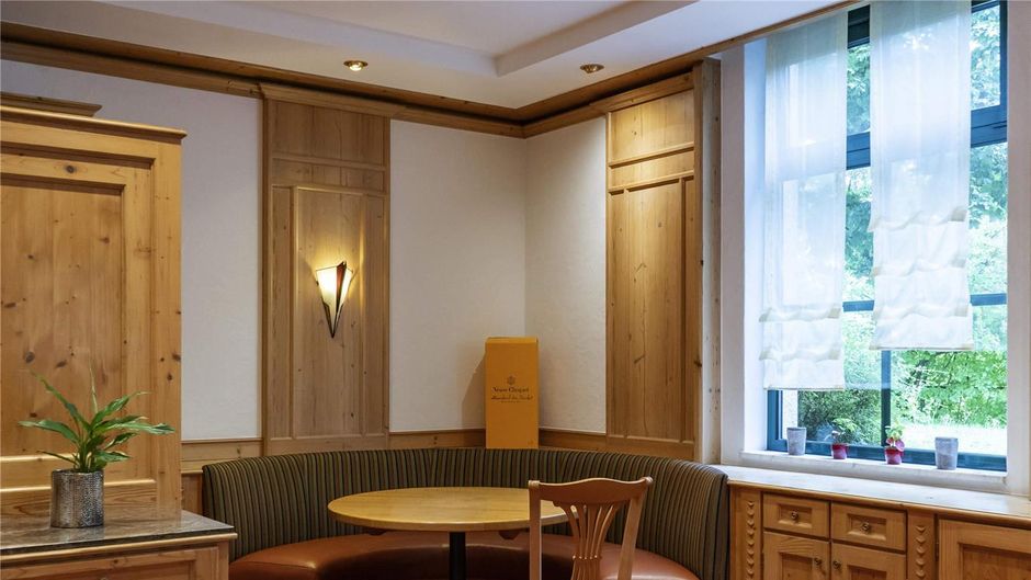 Atomis Hotel Munich Airport by Mercure Restaurant