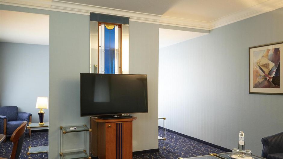Atomis Hotel Munich Airport by Mercure Suite