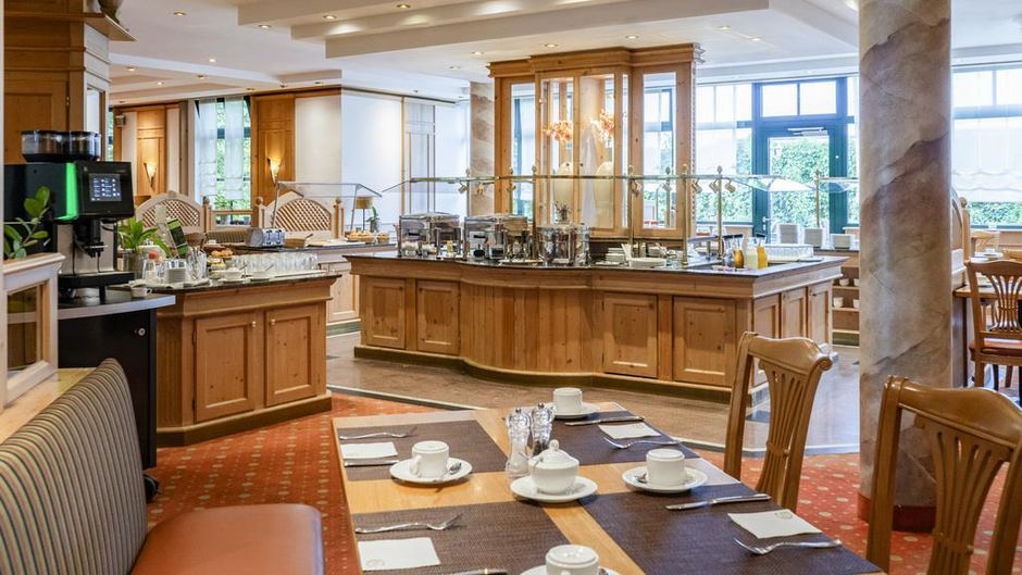 Atomis Hotel Munich Airport by Mercure Restaurant
