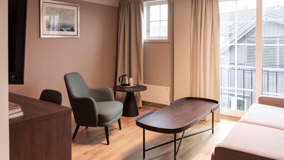Home Hotel Grimstad Suite