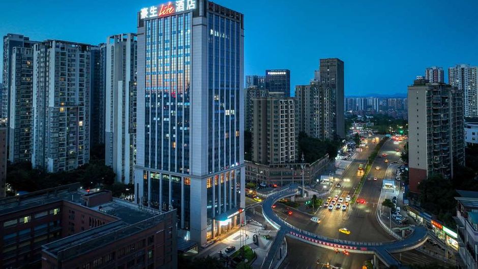 Howard Johnson Life Hotel Liangjiang Exterior