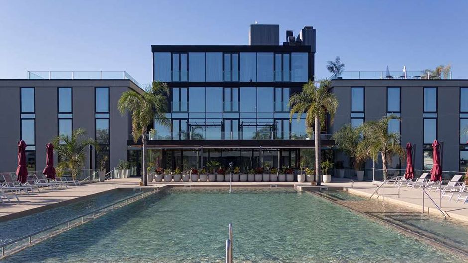 Howard Johnson by Wyndham La Ribera Pool