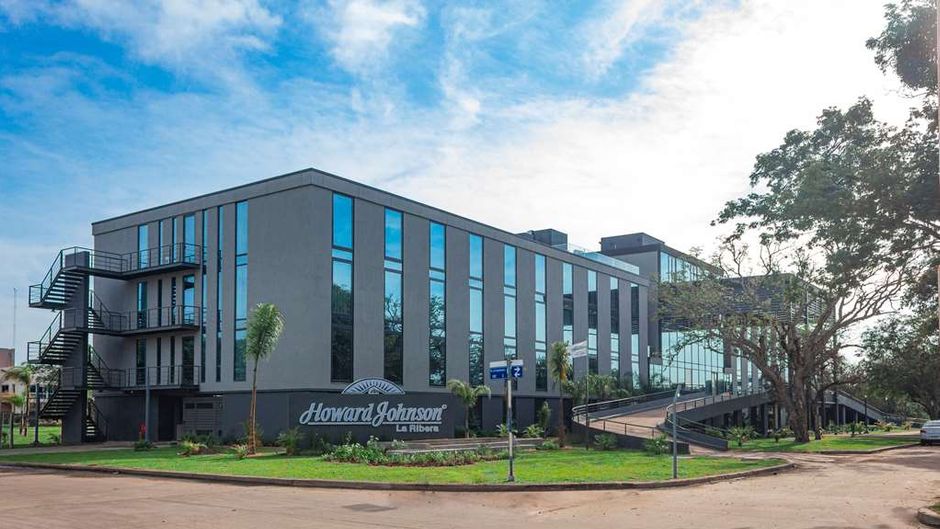 Howard Johnson by Wyndham La Ribera Exterior
