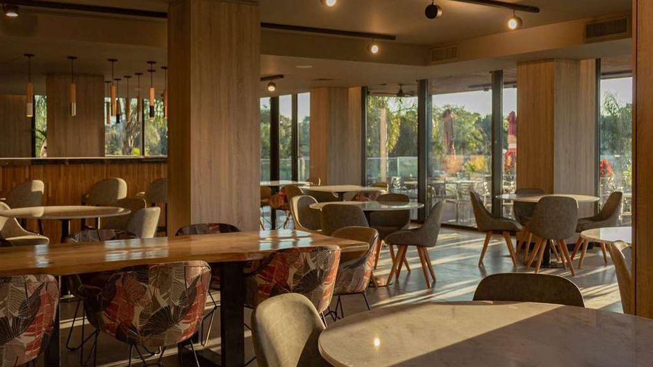 Howard Johnson by Wyndham La Ribera Restaurant