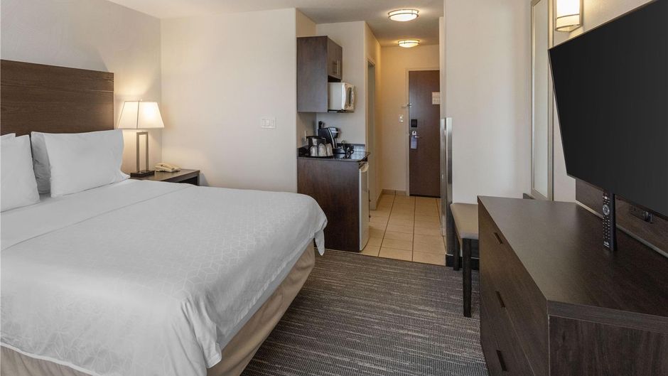 Best Western Dawson Creek Room