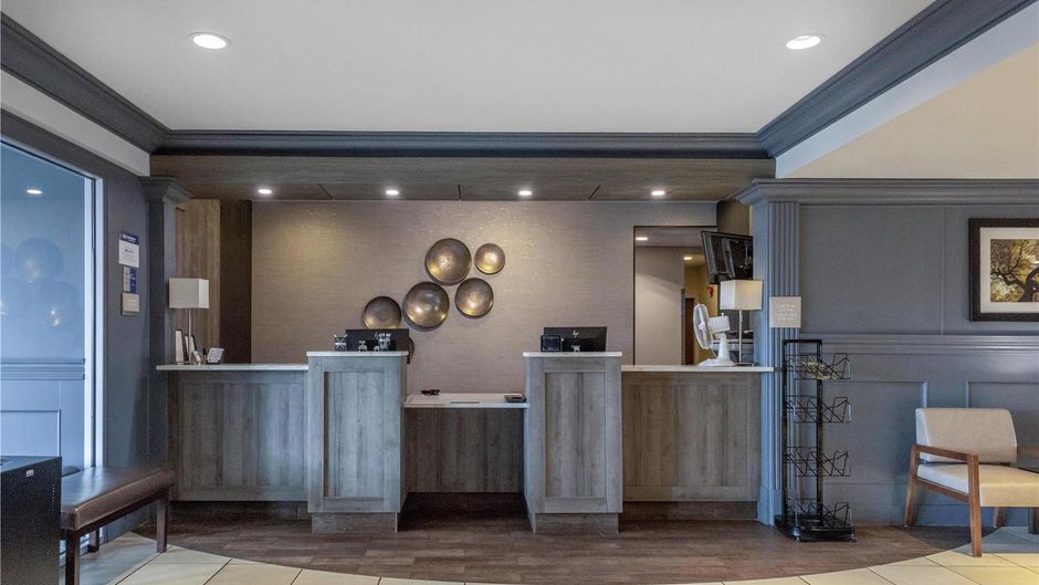Best Western Dawson Creek Lobby