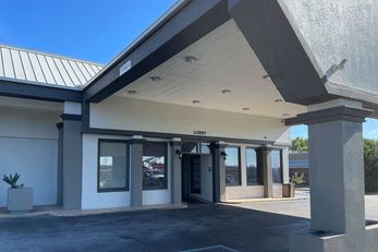 Motel 6 Opelika, AL