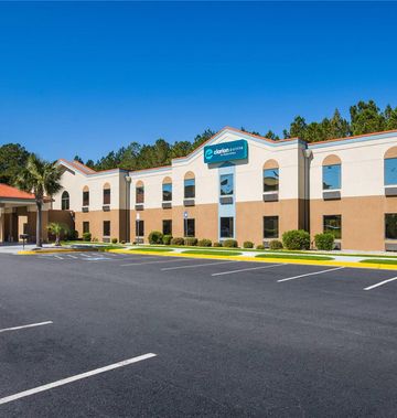Clarion Pointe near Fort Stewart