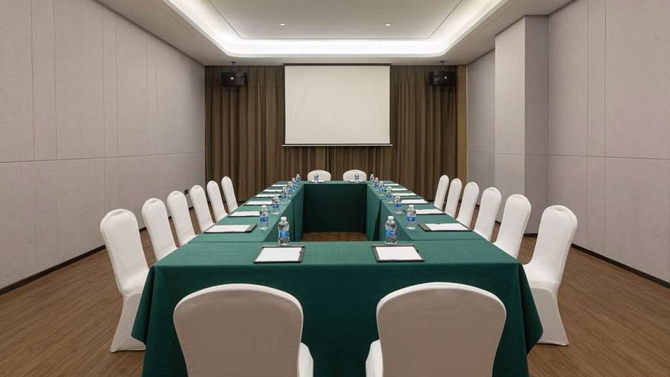 Ramada by Wyndham Financial Center Meeting