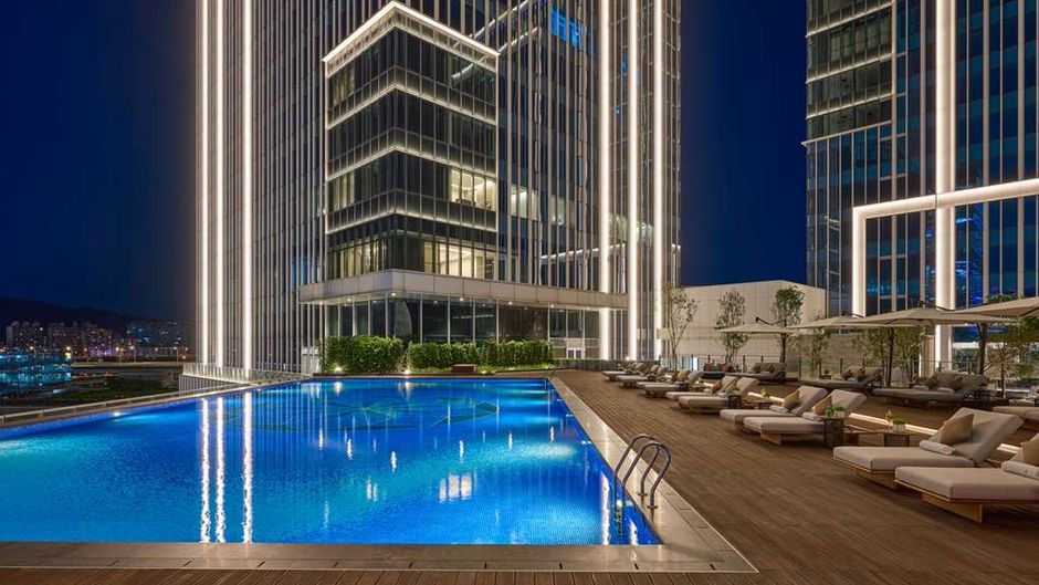 Royal Tulip Hi-Lai Taipei Pool