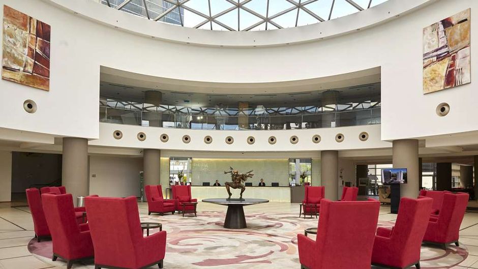 Hilton Mendoza Lobby