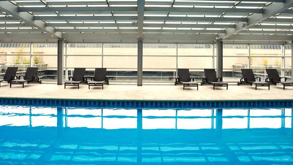 Hilton Mendoza Pool