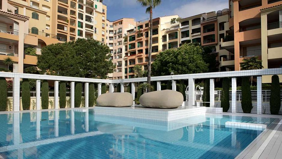 Columbus Hotel-Curio Collection Hilton Pool