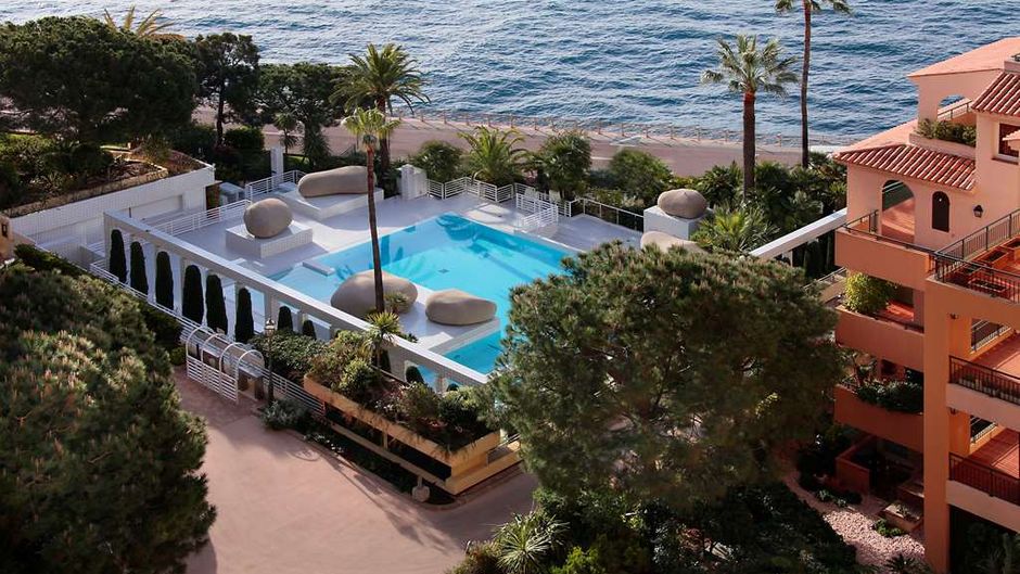 Columbus Hotel-Curio Collection Hilton Pool