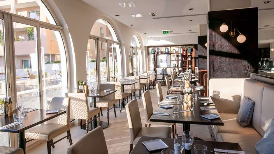 Columbus Hotel-Curio Collection Hilton Restaurant