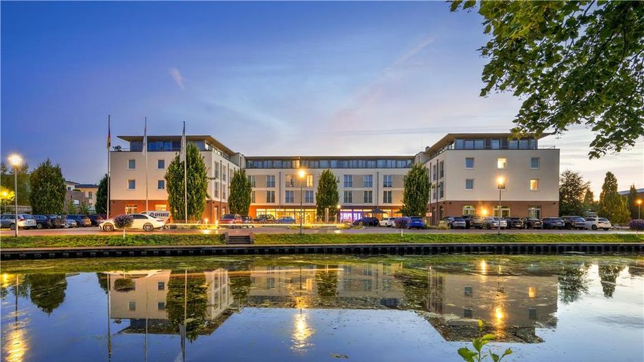 Best Western Plus Hotel Papenburg Exterior