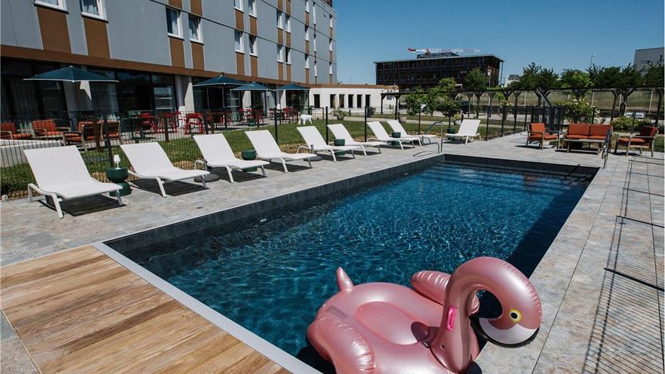 Ibis Styles Hotel Dijon Nord Valmy Pool
