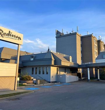 Radisson Hotel & Conference Centre