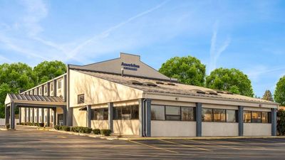 AmericInn by Wyndham Woodstock IL