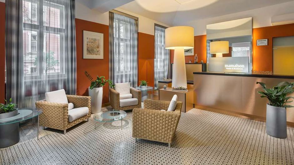 Mamaison Residence Belgicka Lobby