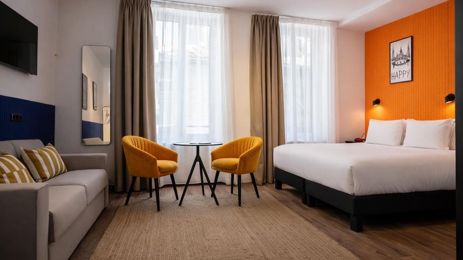Hotel Clap Clap Room