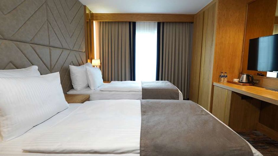 Days Inn by Wyndham Istanbul Bomonti Room