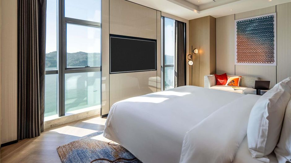 Grand Mercure Yichang Waitan Room