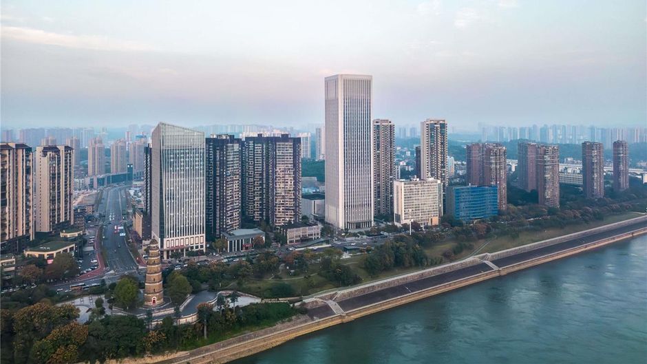 Grand Mercure Yichang Waitan Exterior