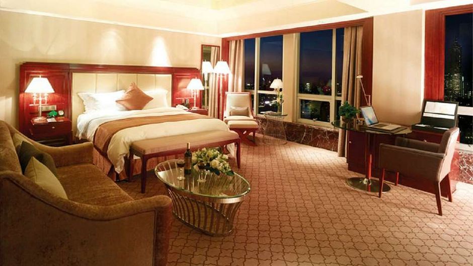 Optics Valley Kingdom Plaza Hotel Room