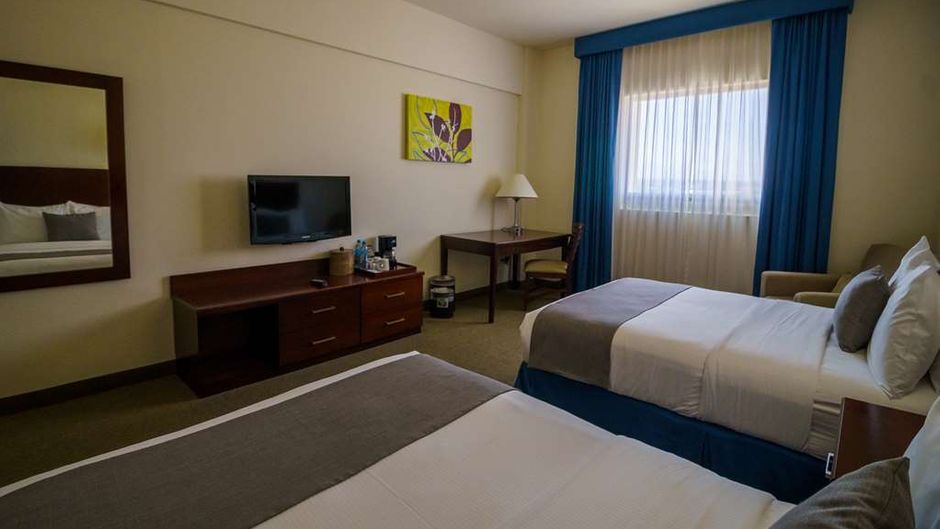 Hotel Aeropuerto Los Cabos Room