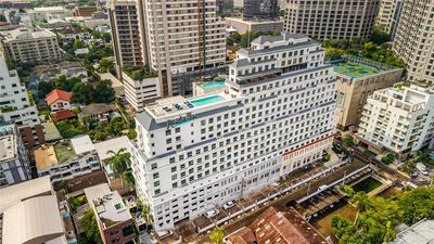 Radisson Hotel Chateau de Bangkok