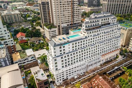 Radisson Hotel Chateau de Bangkok