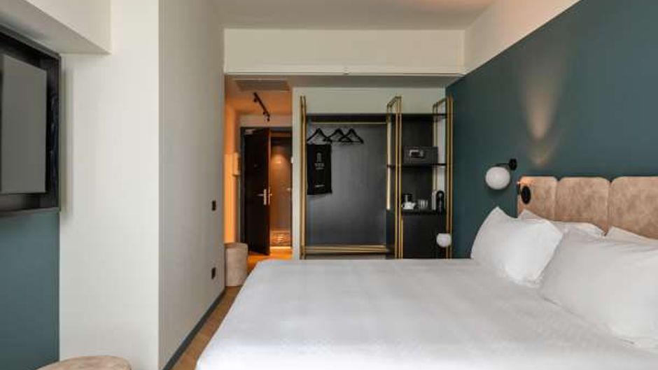 Hotel Tocq Room