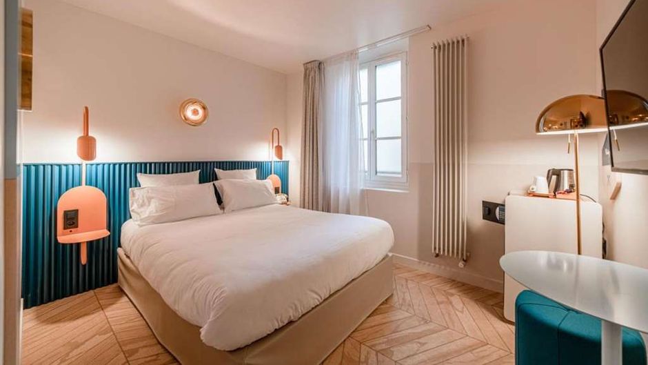 Palais de l'Isle Room