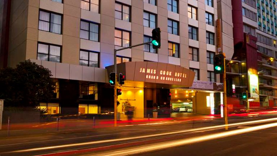 James Cook Hotel Grand Chancellor Exterior