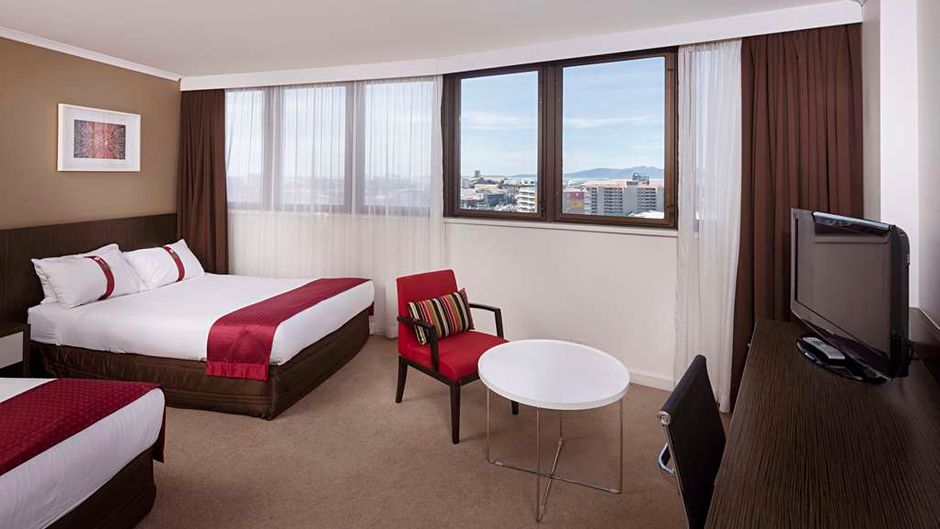 Hotel Grand Chancellor Townsville Room