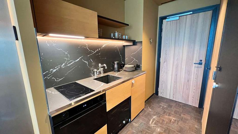 Mix Hotel Room