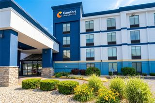 Comfort Inn & Suites Danbury-Bethel